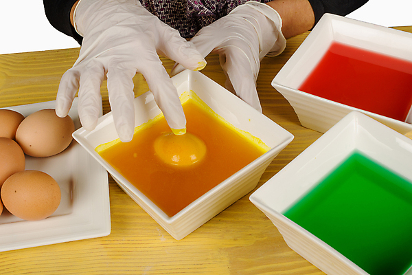 포토 JPG 해외이미지 스튜디오촬영 전통 계절 음식 장갑 휴가 부활절 관리 사람없음 장식 가로 컬러풀 축제 여러개 페인트 축하 사발 많음 해외202004 해외포토 잡화 기념일 컬러 다수 컨셉 실내 사기그릇 파일형식 이미지허브