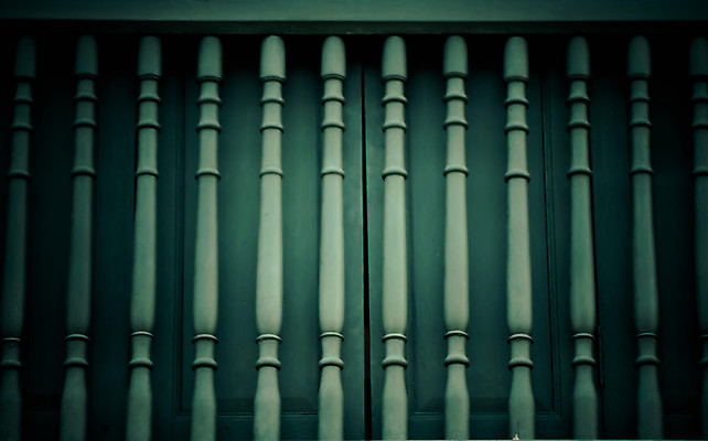 포토 JPG 해외이미지 나무 디자인 외관 공원 여행 백그라운드 건축양식 난간 자연 조류 서기 풍경 사람없음 야외 건물 목재 초록색 여름 파란색 갈색 정원 검은색 발코니 흰색 도시 숲 꼬리 녹색배경 내추럴 썩음 옛날 철책 해외202004 해외포토 식물 동물 건축물 계절 공공시설 건축 컬러 재료 모션 생태계 파일형식 이미지허브