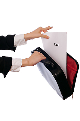 포토 JPG 해외이미지 손 응시 여자 종이 컨셉 패턴 비즈니스 부분 손가락 아이디어 창조 사람 정장 사람없음 검은색 공백 정보 흰색 잡기 비즈니스우먼 절약 메시지 기자 신문 선택 잡지 인쇄 싱글 문서 보여주기 책임자 변호사 경영 마케팅 염원 출판 프로젝트 목차 해외202004 해외포토 직업 시선 옷 컬러 무늬 모션 신체부위 간행물 직장인 뉴스 파일형식 이미지허브