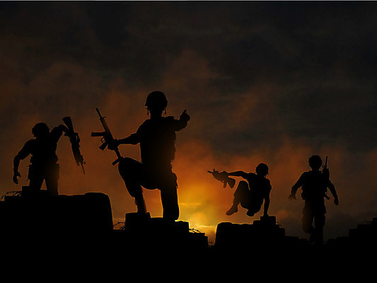 EPS 해외이미지 구름 포즈 백그라운드 일러스트 군대 그래픽 갈색 일출 어둠 황혼 일몰 새벽 군인 싸움 전쟁 육군 전쟁터 보병 요금 전진 특공대 해병대 해외202004 해외일러스트 자연요소 직업 컬러 모션 노을 국군 특수부대 파일형식 벡터 이미지허브