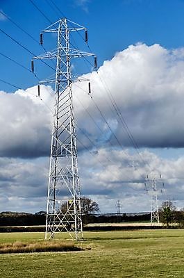 포토 JPG 해외이미지 구름 산업 선 백그라운드 건축양식 하늘 영국 잉글랜드 프레임 풍경 사람없음 야외 환경 탑 금속 힘 에너지 전선 흰색 시골 네트워크 위험 큼 전염 철사 볼트 봉 철탑 지휘자 공학 분배 전압 철강 현재 공급 해외202004 해외포토 자연요소 건축물 교육 건축 유럽 컬러 컨셉 재질 음악가 공구 질병 크기 감염 파일형식 이미지허브