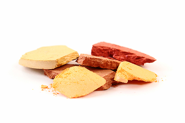 포토 JPG 해외이미지 얼굴 그림자 사람없음 갈색 유행 쌓기 페인트 화장품 흰색 화려 팔레트 가루 아이섀도 찌그러짐 고립 깨짐 더스트파티클 해외202004 해외포토 컬러 컨셉 모션 신체부위 뷰티 파일형식 이미지허브