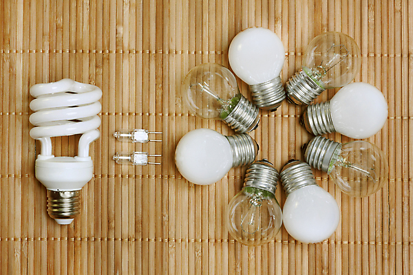 포토 JPG 해외이미지 컨셉 전구 아이디어 사람없음 초록색 빛 환경 재활용 에너지 흰색 절약 그린에너지 보호 에코 자원 해결 발명 생태학 효율 해외202004 해외포토 교육 컬러 친환경 파일형식 이미지허브