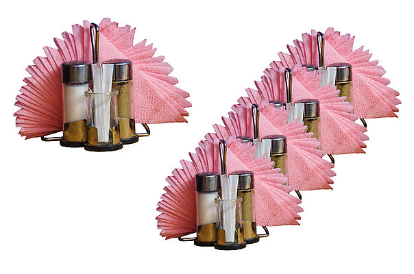 포토 JPG 해외이미지 그릇 음식 백그라운드 재료 탁자 파프리카 건강 사람없음 장식 갈색 금속 주방 검은색 흰색 기구 신선 맛 혼합 작음 향신료 냅킨 소금 후추 점심식사 고립 부스러기 철강 해외202004 해외포토 식기 컬러 가구 컨셉 채소 재질 식사 크기 향미료 파일형식 이미지허브