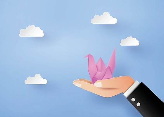 EPS 해외이미지 동물 손 여자 종이 컨셉 일러스트 비즈니스 조류 하늘 성공 관리 사람 장식 믿음 자유 잡기 비즈니스맨 정상 심볼 사인 종이접기 팔 신앙심 해외202004 해외일러스트 남자 감정 모션 신체부위 직장인 접기 파일형식 벡터 이미지허브