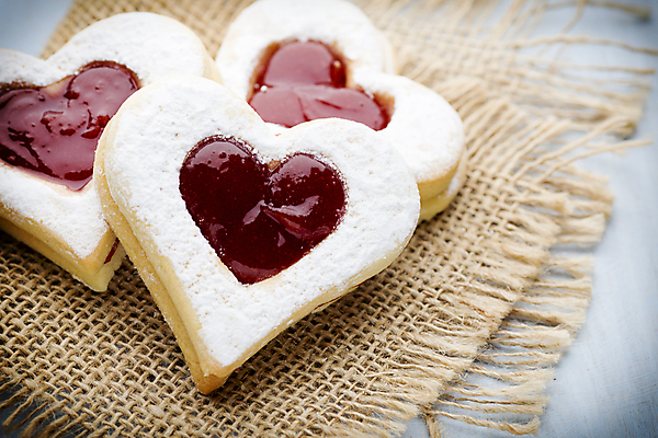 포토 JPG 해외이미지 음식 2 디저트 사랑 사람없음 쿠키 식사 흰색 하트 달콤 굽기 해외202004 해외포토 모양 감정 컬러 맛 구이 파일형식 이미지허브