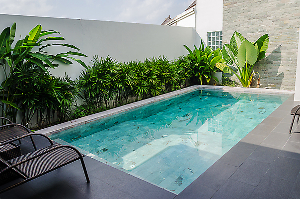 포토 JPG 해외이미지 라이프스타일 행복 스포츠 파도 여행 백그라운드 자연 하늘 호텔 휴가 휴식 건강 사람 사람없음 야외 물 여름 파란색 태양 반사 수영 경쟁 젖음 투명 고급 시원함 휴양지 해외202004 해외포토 자연요소 계절 감정 바다 컬러 컨셉 숙소 생활 장소 수상스포츠 생태계 파일형식 이미지허브