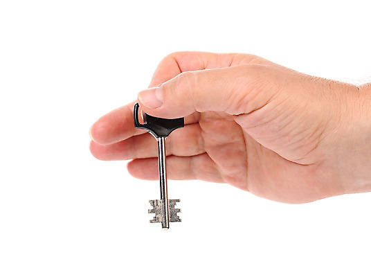 포토 JPG 해외이미지 손 컨셉 성공 열쇠 새로움 그림자 사람없음 반사 금속 신비 플라스틱 비밀 사물함 잠금 보안 심플 열쇠구멍 해결 고립 놋쇠 철강 부족함 해외202004 해외포토 재질 안전 신체부위 파일형식 이미지허브