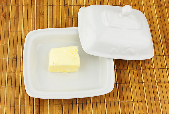 포토 JPG 해외이미지 식기 접시 음식 백그라운드 재료 탁자 요리 사람없음 목재 빛 세트 노란색 주방 식당 식사 저녁식사 우유 매트 흰색 기구 신선 도자기 파마 사발 맛 아침식사 상품 묶기 대나무 서비스 서빙 버터 설정 점심식사 백자 정중 캡모자 해외202004 해외포토 나무 모자_잡화 헤어스타일 컬러 가구 컨셉 모션 유제품 상점 사기그릇 파일형식 이미지허브