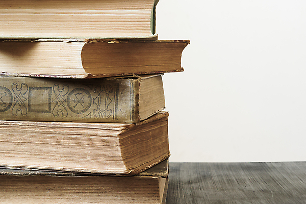 포토 JPG 해외이미지 교육 백그라운드 학교 사람없음 목재 책 스터디 독서 갈색 쌓기 정보 수확 골동품 덮개 흰색 기록 역사 도서관 수집 교과서 질감 복고 문학 페이지 구식 줄서기 해외202004 해외포토 나무 컬러 농업 재료 모션 교재 학습 뚜껑 파일형식 이미지허브