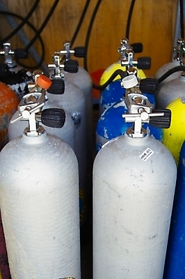 포토 JPG 스포츠용품 실내 사람없음 레포츠 장비 도구 스노클링 스쿠버다이빙 산소통 산소 스쿠버다이빙용품 국내포토 스포츠 레저 통 내부 수상스포츠 원소 오브젝트 파일형식