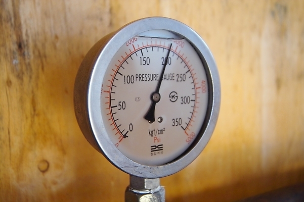 포토 JPG 스포츠용품 실내 사람없음 레포츠 장비 스노클링 스쿠버다이빙 산소통 계량기 산소 스쿠버다이빙용품 국내포토 스포츠 레저 통 내부 수상스포츠 원소 오브젝트 파일형식