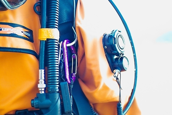 포토 JPG 주간 스포츠용품 사람 야외 레포츠 장비 스노클링 스쿠버다이빙 계량기 산소 스쿠버다이빙용품 국내포토 자연요소 스포츠 레저 수상스포츠 원소 오브젝트 파일형식