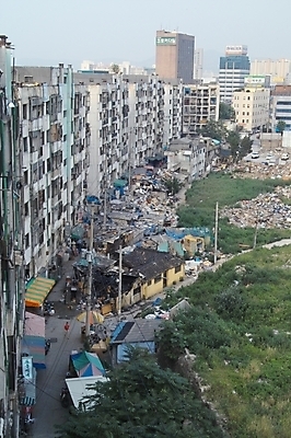 포토 JPG 주간 시설물 건축물 건축 산업 아파트 건설업 사람없음 야외 건물 건설현장 공터 국내포토 자연요소 주택 파일형식