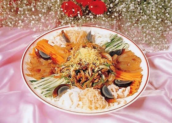 포토 JPG 꽃 음식 외국문화 중국문화 사람없음 장식 하이앵글 장미 중식 안개꽃 팔보채 국내포토 식물 동양문화 문화 뷰포인트 한해살이풀 파일형식