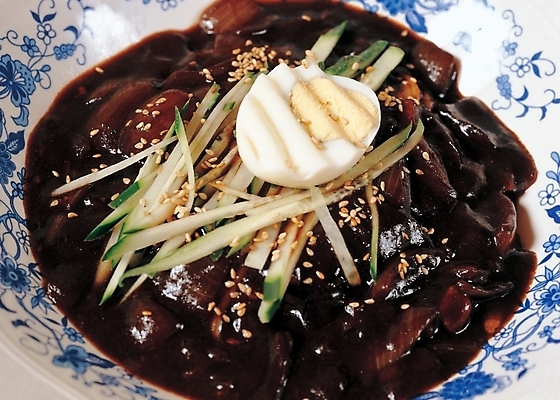 포토 JPG 음식 외국문화 중국문화 실내 사람없음 하이앵글 중식 면류 면 짜장면 간짜장 국내포토 동양문화 문화 뷰포인트 내부 파일형식