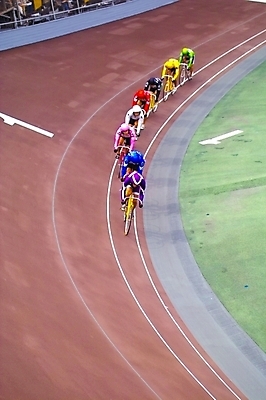 포토 JPG 주간 남자 스포츠 레저 사람 여러명 야외 레포츠 자전거 사이클선수 경륜장 사이클링 남자만 국내포토 자연요소 다수 스포츠시설 운동선수 바이크 육상스포츠 파일형식