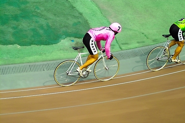 포토 JPG 주간 남자 스포츠 레저 운동선수 한명 사람 20대 성인 야외 레포츠 자전거 사이클선수 경륜장 사이클링 남자만 남자한명만 성인남자만 청년만 청년남자만 청년남자한명만 성인한명만 성인남자한명만 성인만 국내포토 자연요소 1 스포츠시설 청년 바이크 육상스포츠 파일형식