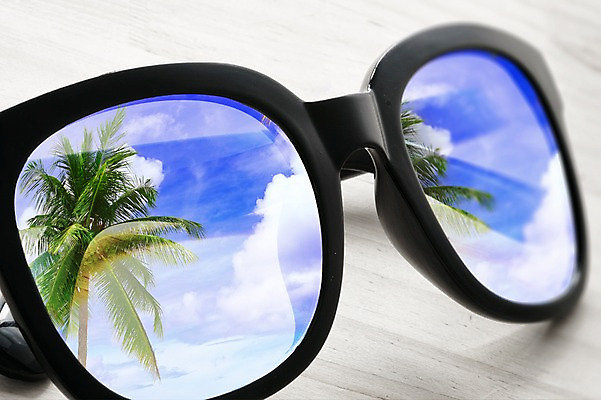 JPG 식물 구름 편집이미지 안경 하늘 휴가 사람없음 선글라스 야자수 반사 3D 꿈 디지털합성 과거 디지털아트 편집실사 편집3D 자연요소 나무 잡화 컨셉 CG 파일형식