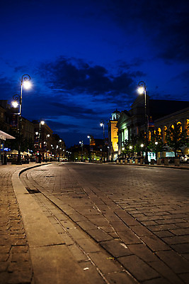 포토 JPG 해외풍경 유럽 야경 가로등 거리 사람없음 야외 동유럽 폴란드 구시가지 바르샤바 국내포토 해외 공공시설 나라 풍경 야간 파일형식 풍경_경치