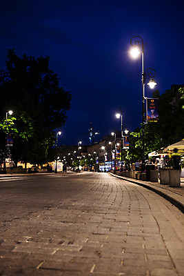포토 JPG 해외풍경 유럽 야경 가로등 거리 사람없음 야외 동유럽 폴란드 구시가지 바르샤바 국내포토 해외 공공시설 나라 풍경 야간 파일형식 풍경_경치