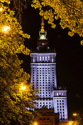 포토 JPG 해외풍경 유럽 야경 사람없음 야외 건물 동유럽 폴란드 문화과학궁전 바르샤바 국내포토 해외 건축물 나라 풍경 궁전 야간 파일형식 풍경_경치