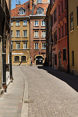 포토 JPG 주간 해외풍경 유럽 거리 풍경 사람없음 야외 건물 동유럽 폴란드 구시가지 바르샤바 국내포토 자연요소 해외 건축물 나라 파일형식