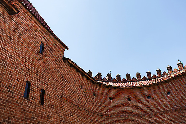 포토 JPG 주간 해외풍경 유럽 풍경 사람없음 야외 성벽 동유럽 폴란드 구시가지 바르샤바 국내포토 자연요소 해외 나라 파일형식