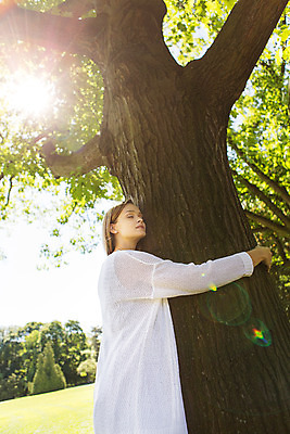 포토 JPG 주간 서양인 외국인 나무 식물 해외풍경 해외 라이프스타일 공원 여자 안기 휴식 한명 사람 20대 성인 야외 일상 눈감음 자유 폴란드 바르샤바 와지엔키공원 여자만 여자한명만 성인여자만 청년만 청년여자만 성인한명만 청년여자한명만 성인여자한명만 성인만 국내포토 자연요소 1 공공시설 유럽 컨셉 모션 인종 풍경 청년 라이프 생활 파일형식