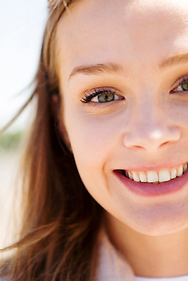 포토 JPG 주간 서양인 외국인 해외풍경 해외 라이프스타일 여자 얼굴 한명 미소 사람 근접촬영 20대 성인 야외 일상 신체부위 자유 폴란드 구시가지 바르샤바 여자만 여자한명만 성인여자만 청년만 청년여자만 성인한명만 청년여자한명만 성인여자한명만 성인만 국내포토 자연요소 1 유럽 뷰포인트 컨셉 표정 인종 풍경 청년 라이프 생활 파일형식