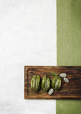 포토 JPG 스튜디오촬영 배너 명절 음식 백그라운드 떡 실내 사람없음 추석 한지 오브젝트 송편 솔방울 추석음식 명절음식 플랫레이 국내포토 전통 기념일 종이 내부 전통음식 플랫 파일형식