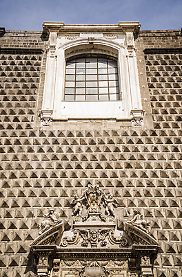 포토 JPG 해외이미지 여행 건축양식 파노라마 사람없음 조각상 이탈리아 재산 정사각형 광장 나폴리 옛날 해외202004 해외포토 도형 건축 유럽 촬영기법 금융 조형물 파일형식 이미지허브