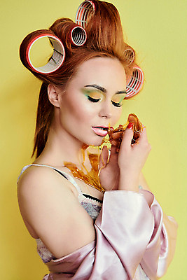 포토 JPG 해외이미지 모델 헤어스타일 손 여자 감정 얼굴 컨셉 신체 가정 건강 한명 치료 유행 상점 스파 화장품 마사지 가죽 미용사 설탕 피부 주부 반죽 롤러 스킨케어 팔 순서 삭제 돌봄 왁스 위생관리 제모 해외202004 해외포토 직업 1 의학 모션 관리 사람 신체부위 뷰티 파일형식 이미지허브