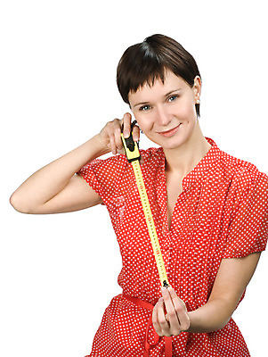 포토 JPG 해외이미지 백인 응시 드레스 여자 행복 유럽 얼굴 포즈 백그라운드 건강 한명 사람 성인 빨간색 노란색 머리 흰색 측정 테이프 해외202004 해외포토 서양인 1 시선 옷 감정 나라 컬러 문구용품 신체부위 파일형식 이미지허브