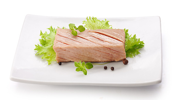 포토 JPG 해외이미지 접시 클리핑패스 음식 조각 어류 요리 사람없음 초록색 검은색 식사 신선 상추 참치 해산물 향신료 후추 고립 삶기 오레가노 절임 해외202004 해외포토 식기 컬러 채소 수중동물 향미료 파일형식 이미지허브