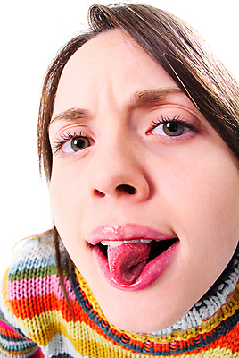 포토 JPG 해외이미지 백인 1 라이프스타일 응시 여자 행복 감정 얼굴 갈색머리 한명 사람 성인 10대 머리 흰색 표현 입 유머 찡그림 큼 시원함 혀 호기심 긍정 멀티 어안 왜곡 해외202004 해외포토 서양인 헤어스타일 시선 컬러 컨셉 청소년 표정 생활 신체부위 크기 파일형식 이미지허브