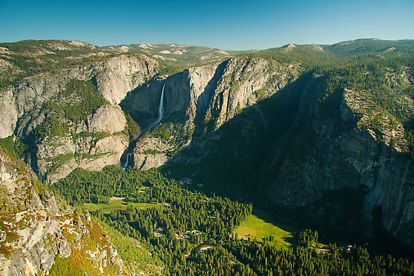 포토 JPG 해외이미지 공원 자연 산 풍경 경사 사람없음 여름 미국 황무지 캘리포니아 산악지대 요세미티국립공원 전국 그리너리 해외202004 해외포토 계절 공공시설 북아메리카 국립공원 생태계 파일형식 트랜드컬러 이미지허브