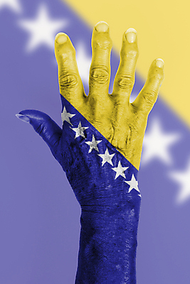 포토 JPG 해외이미지 손 배너 여자 유럽 별 할머니 파도 백그라운드 신체 일러스트 손가락 사람 사람없음 파란색 노란색 흰색 깃발 직물 주름 플랫 실크 자르기 은퇴 심볼 묘사 사인 관절염 질감 캔버스 애국심 대각선 고립 공화국 보스니아 옛날 전국 해외202004 해외포토 자연요소 노년 나라 선 바다 컬러 모션 신체부위 질병 파일형식 이미지허브