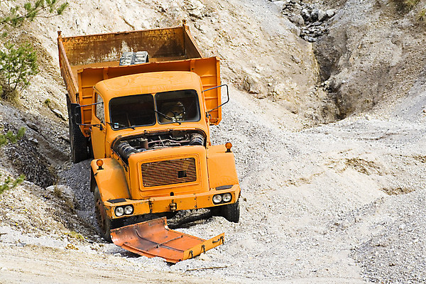 포토 JPG 해외이미지 오렌지 창문 교통시설 유리 사람없음 금속 손상 거울 수확 골동품 업무 바퀴 클래식 사건 버리기 부식 복고 타이어 짐차 엔진 깨짐 썩음 옛날 채석 픽업 스타일 해외202004 해외포토 교통 컨셉 농업 과일 모션 자동차 재질 작업 시설 파일형식 이미지허브