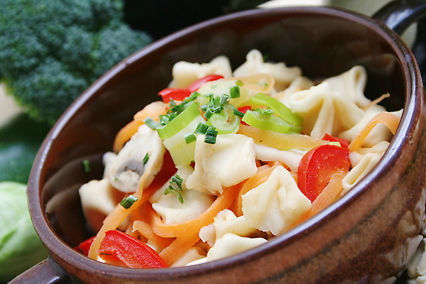 포토 JPG 해외이미지 음식 채소 건강 사람없음 식사 저녁식사 신선 면 두부 점심식사 채식주의자 해외202004 해외포토 채식 파일형식 이미지허브