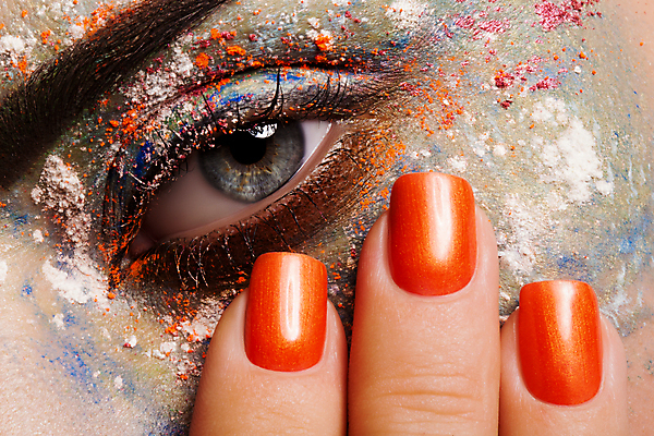 포토 JPG 해외이미지 여자 컨셉 근접촬영 컬러풀 화장품 눈 손톱관리 네일아트 손톱 눈썹 해외202004 해외포토 자연요소 손 얼굴 뷰포인트 컬러 날씨 사람 뷰티 파일형식 이미지허브