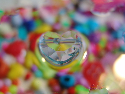 포토 JPG 해외이미지 백그라운드 무지개 패턴 자연 유리 벽지 표면 날씨 추상 미술 사람없음 빨간색 초록색 물 파란색 빛 컬러풀 반사 노란색 거품 젖음 흐름 추위 물방울 신선 원형 액체 떨어짐 이슬 시원함 빗방울 질감 스펙트럼 해외202004 해외포토 자연요소 도형 컬러 컨셉 무늬 재질 문화예술 비_날씨 생태계 파일형식 이미지허브