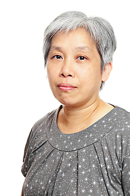 포토 JPG 해외이미지 모델 1 응시 여자 행복 백그라운드 휴식 관리 한명 서기 미소 사람 동양인 성인 빛 중국 회색 흰색 주름 은퇴 싱글 내추럴 고립 옛날 접기 혼자 해외202004 해외포토 시선 감정 아시아 컬러 컨셉 모션 표정 인종 파일형식 이미지허브