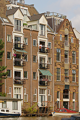 포토 JPG 해외이미지 유럽 여행 건축양식 창문 주택 사람없음 건물 물 여름 반사 네덜란드 운하 암스테르담 명승지 옛날 해외202004 해외포토 자연요소 건축물 계절 건축 나라 풍경 파일형식 이미지허브