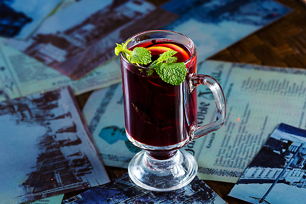 포토 JPG 해외이미지 열매 음료 음식 백그라운드 잎 다이어트 과일 유리 탁자 디저트 건강 사람없음 목재 컵 빨간색 초록색 달러 검은색 주스 흰색 신선 칵테일 도자기 그룹 사발 닫기 달콤 다발 민트 허브 오브젝트 산딸기 블랙베리 흙더미 내추럴 고립 바이오 크랜베리 해외202004 해외포토 나무 식물 식기 컬러 가구 돈 재료 모션 재질 주류 흙 사기그릇 맛 파일형식 더미 이미지허브