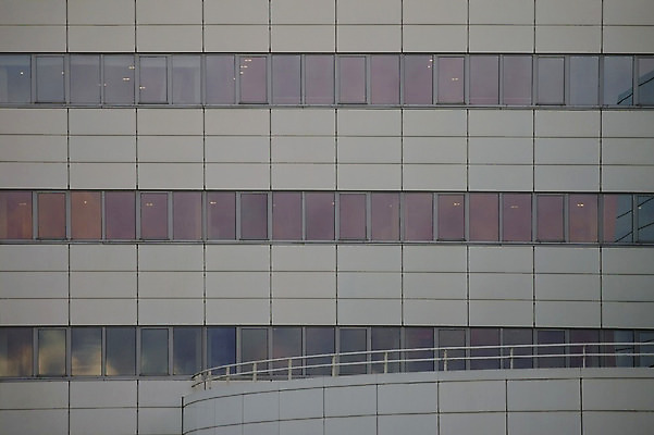 포토 JPG 해외이미지 곡선 건축양식 창문 난간 사람없음 건물 사무실 아치 정사각형 손질 직사각형 패널 줄서기 해외202004 해외포토 도형 건축물 건축 선 비즈니스 모션 파일형식 이미지허브