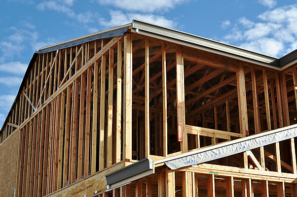 포토 JPG 해외이미지 구름 직업 디자인 산업 발 하늘 부동산 새로움 주택 프레임 사람없음 목재 가로 파란색 재산 널 큼 땅 아래 통나무 목공예 뼈대 잡동사니 수목 진짜 합판 해외202004 해외포토 자연요소 나무 컬러 컨셉 재료 건물 신체부위 금융 크기 공예 방향 위치 파일형식 이미지허브