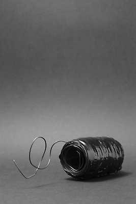 포토 JPG 해외이미지 클리핑패스 곡선 가정 함께함 취미 사람없음 빛 한개 금속 장비 원형 은색 유연 철 잠금 철사 작업도구 섬유 감싸기 고립 고체 스테인레스 얇은 옛날 철강 통일 필라멘트 부족함 해외202004 해외포토 도형 1 선 컬러 컨셉 모션 재질 도구 직물 보안 파일형식 이미지허브