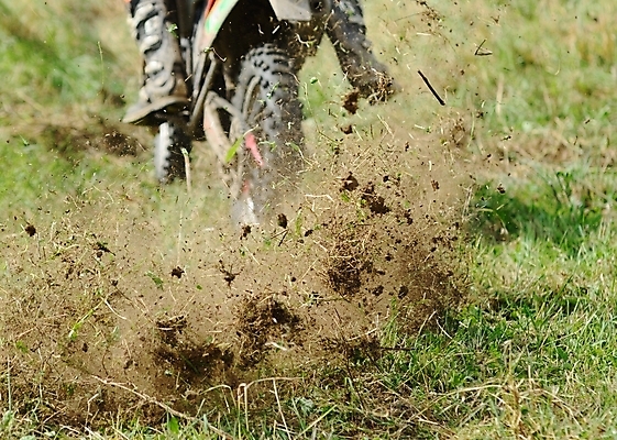 포토 JPG 해외이미지 지구 스포츠 포즈 십자가 모션 사람없음 야외 운동 자전거 힘 경쟁 오토바이 바퀴 속도 순환 먼지 점토 진흙 라이더 비포장도로 해외202004 해외포토 도로 컨셉 건강 바이크 파일형식 이미지허브