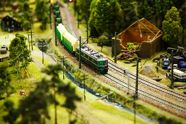 포토 JPG 해외이미지 교통시설 자동차 사람없음 장난감 미니어처 기차 도시 역 오브젝트 선로 해외202004 해외포토 육상교통 교통 대중교통 모형 시설 파일형식 이미지허브